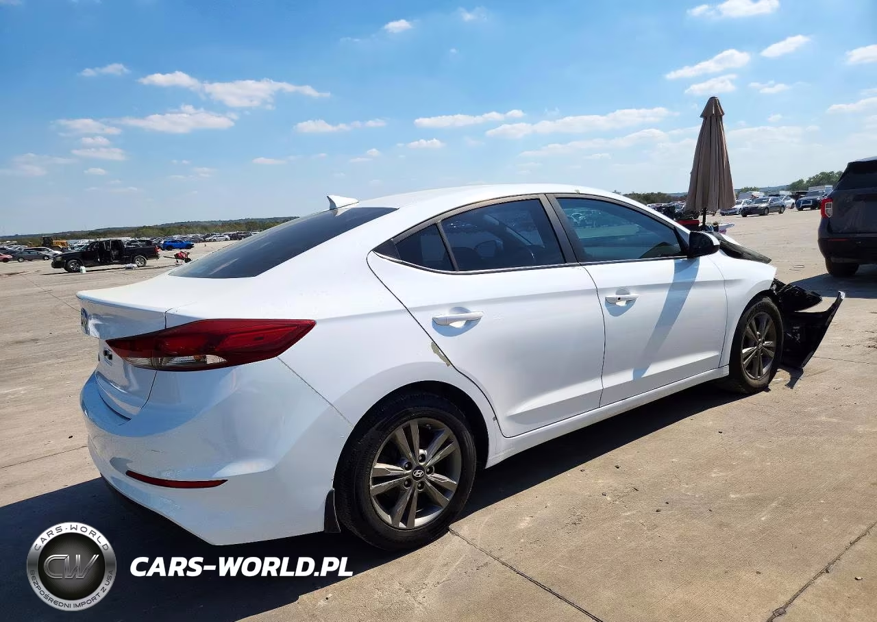 2018 Hyundai Elantra Value Edition VIN:5NPD84LF5JH288586 - 3