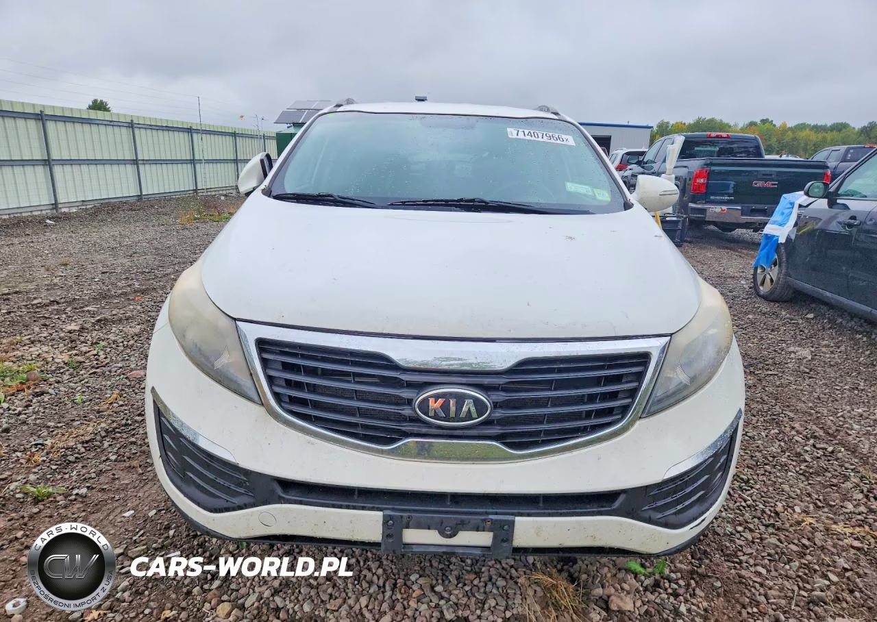 2012 Kia Sportage Lx VIN:KNDPBCA25C7308366 - 5