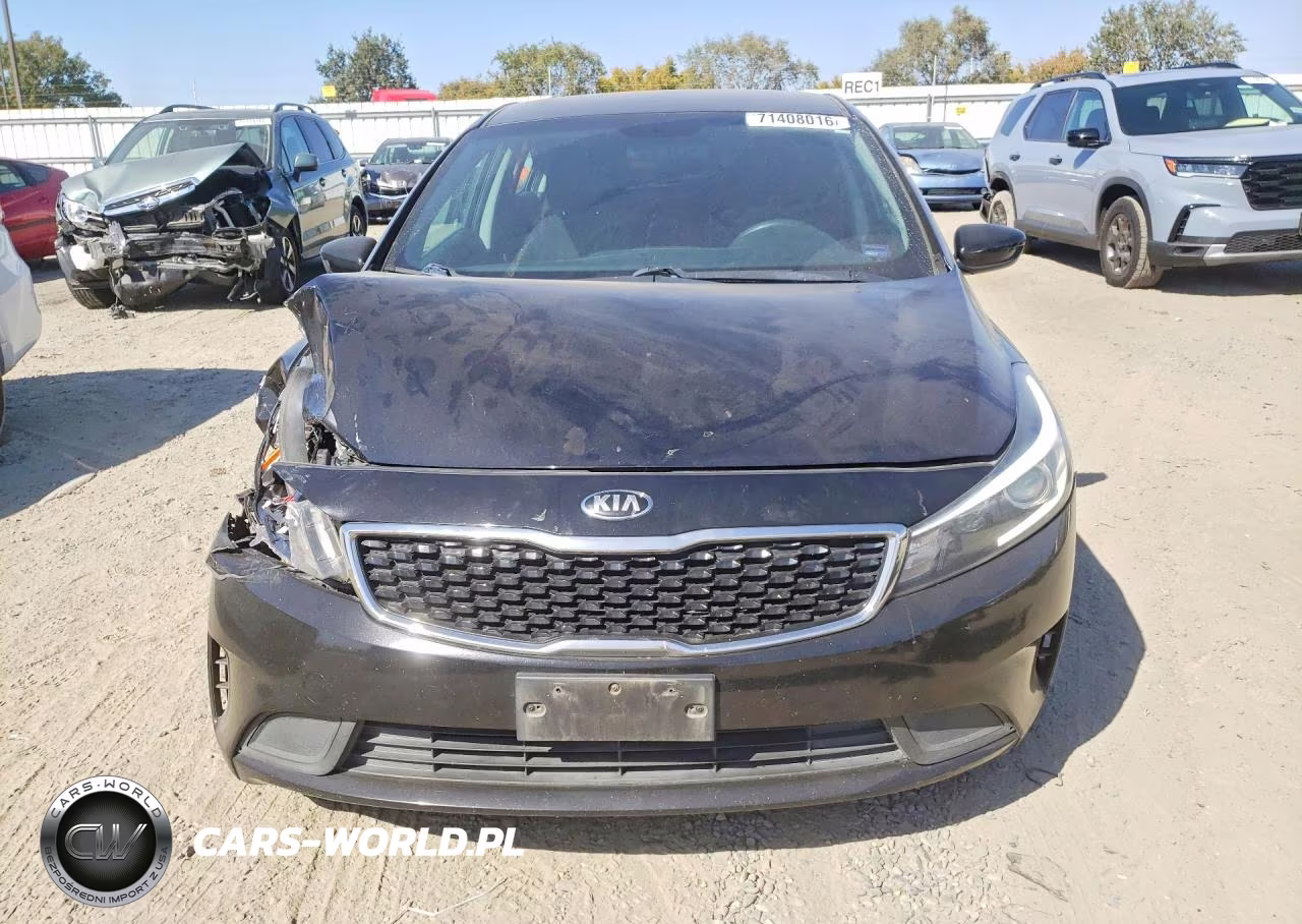 2017 Kia Forte Lx VIN:3KPFK4A72HE061456 - 5
