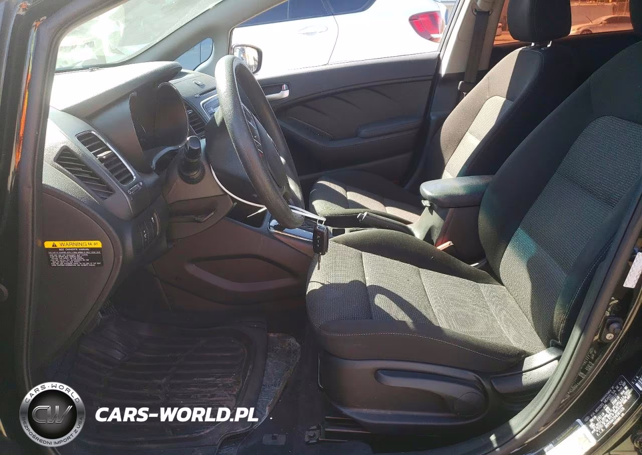 2017 Kia Forte Lx VIN:3KPFK4A72HE061456 - 7