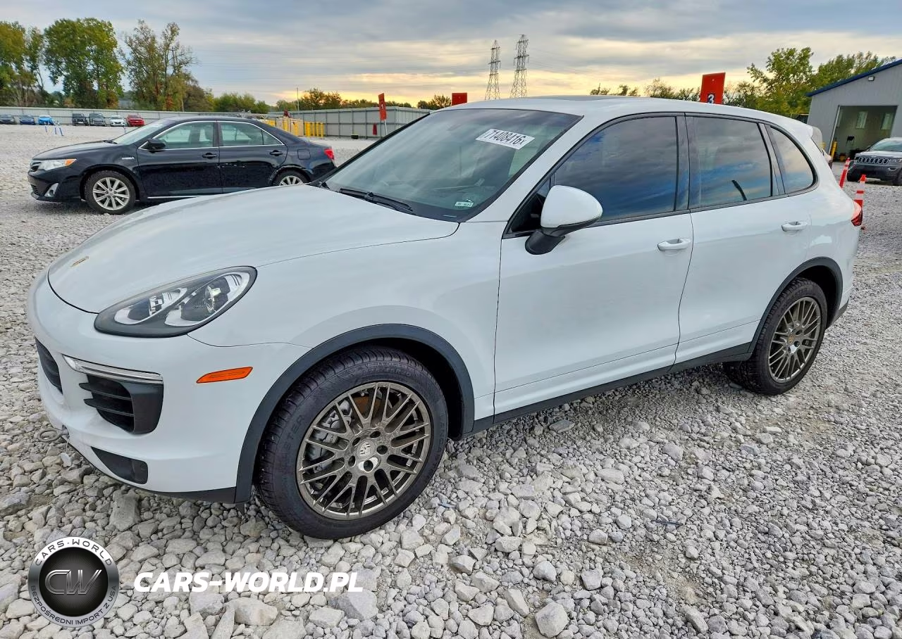 2016 Porsche Cayenne S