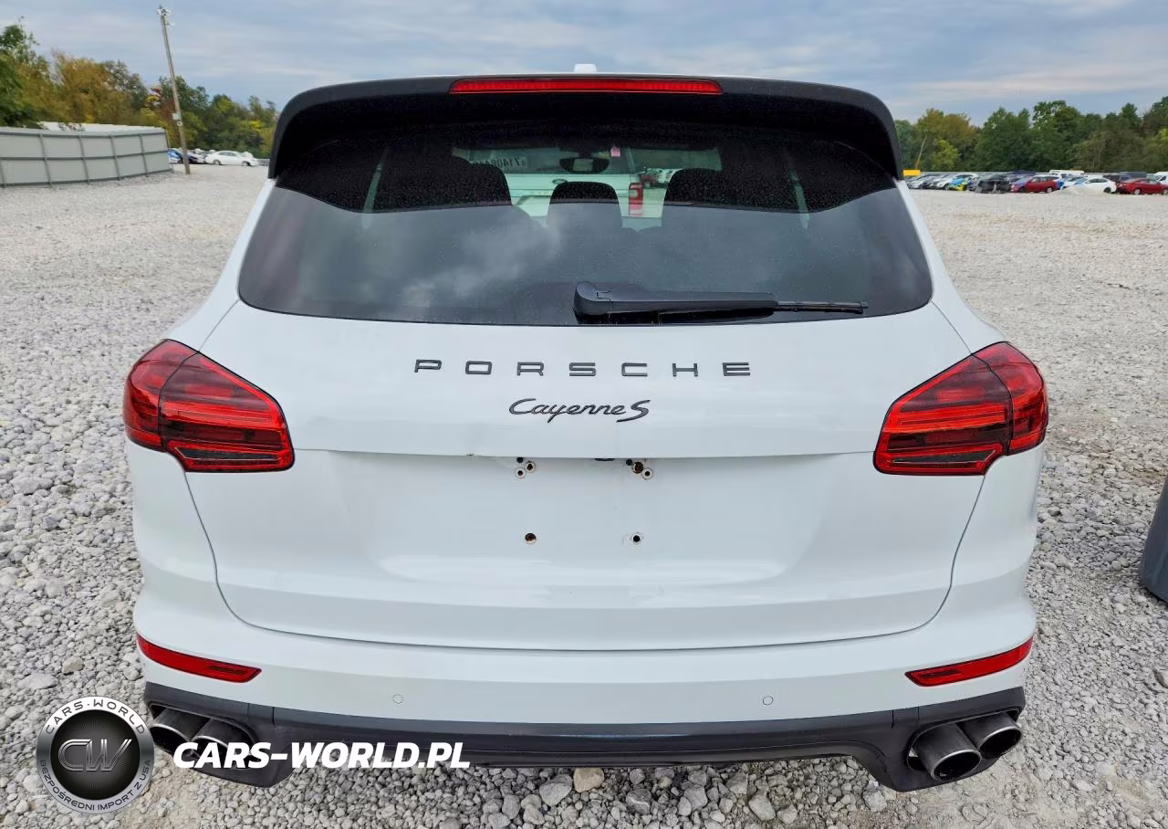 2016 Porsche Cayenne S VIN:WP1AB2A25GLA94409 - 6