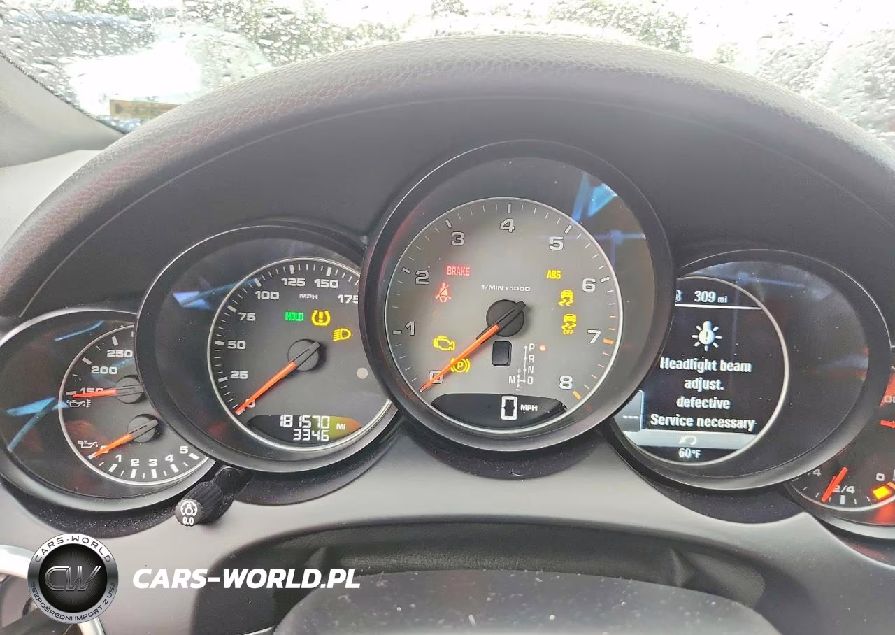 2016 Porsche Cayenne S VIN:WP1AB2A25GLA94409 - 9