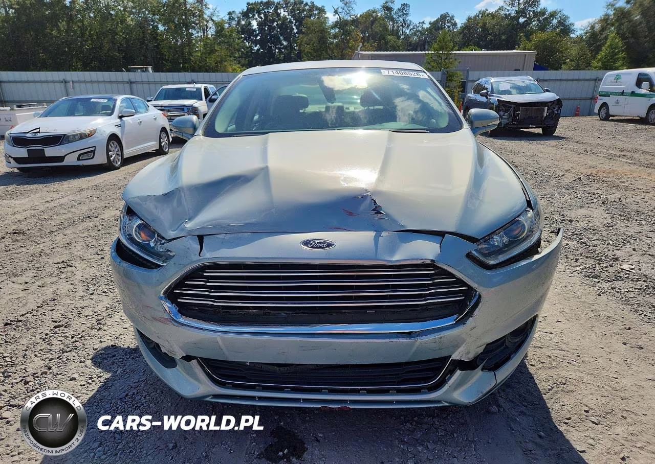 2013 Ford Fusion Se Hybrid VIN:3FA6P0LU8DR105546 - 5