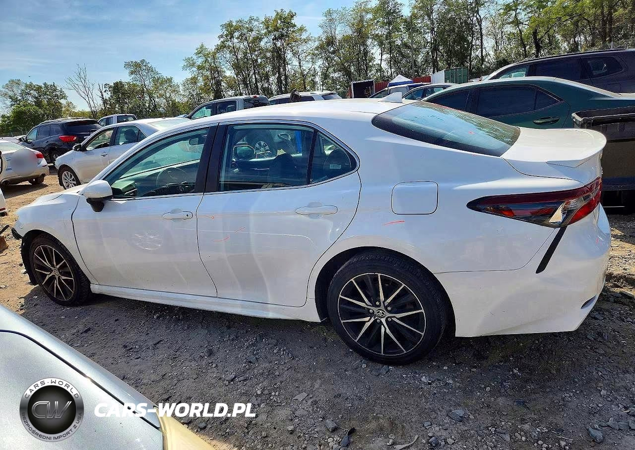 2021 Toyota Camry Se VIN:4T1G11AK3MU586933 - 2
