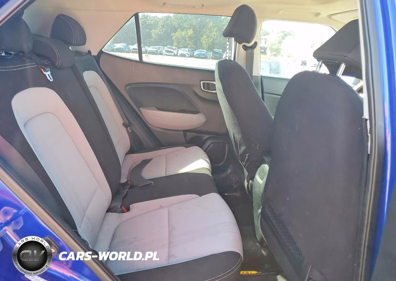 2020 Hyundai Venue Sel VIN:KMHRC8A35LU025250 - 10