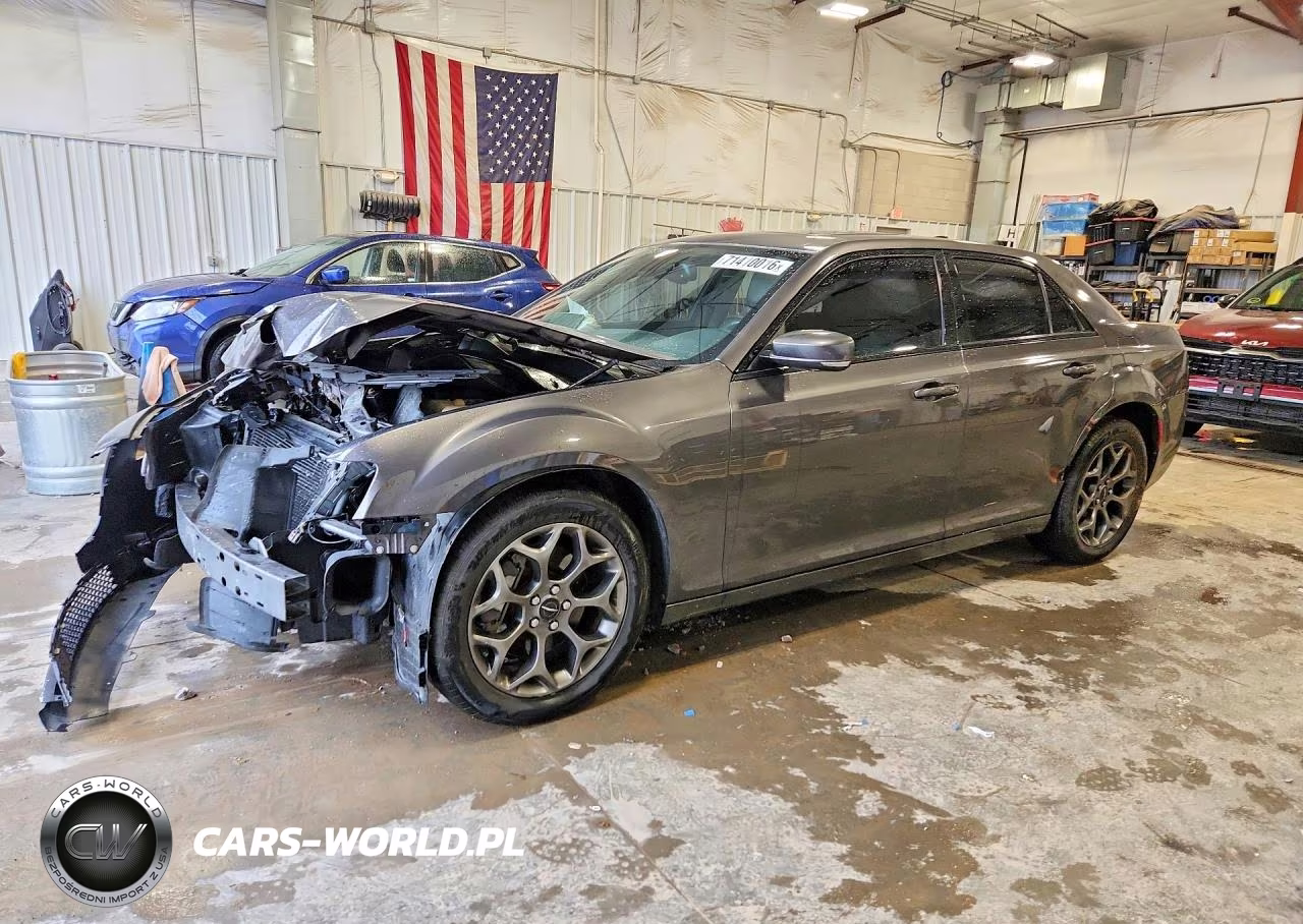 2015 Chrysler 300 S VIN:2C3CCAGG0FH831410 - 1