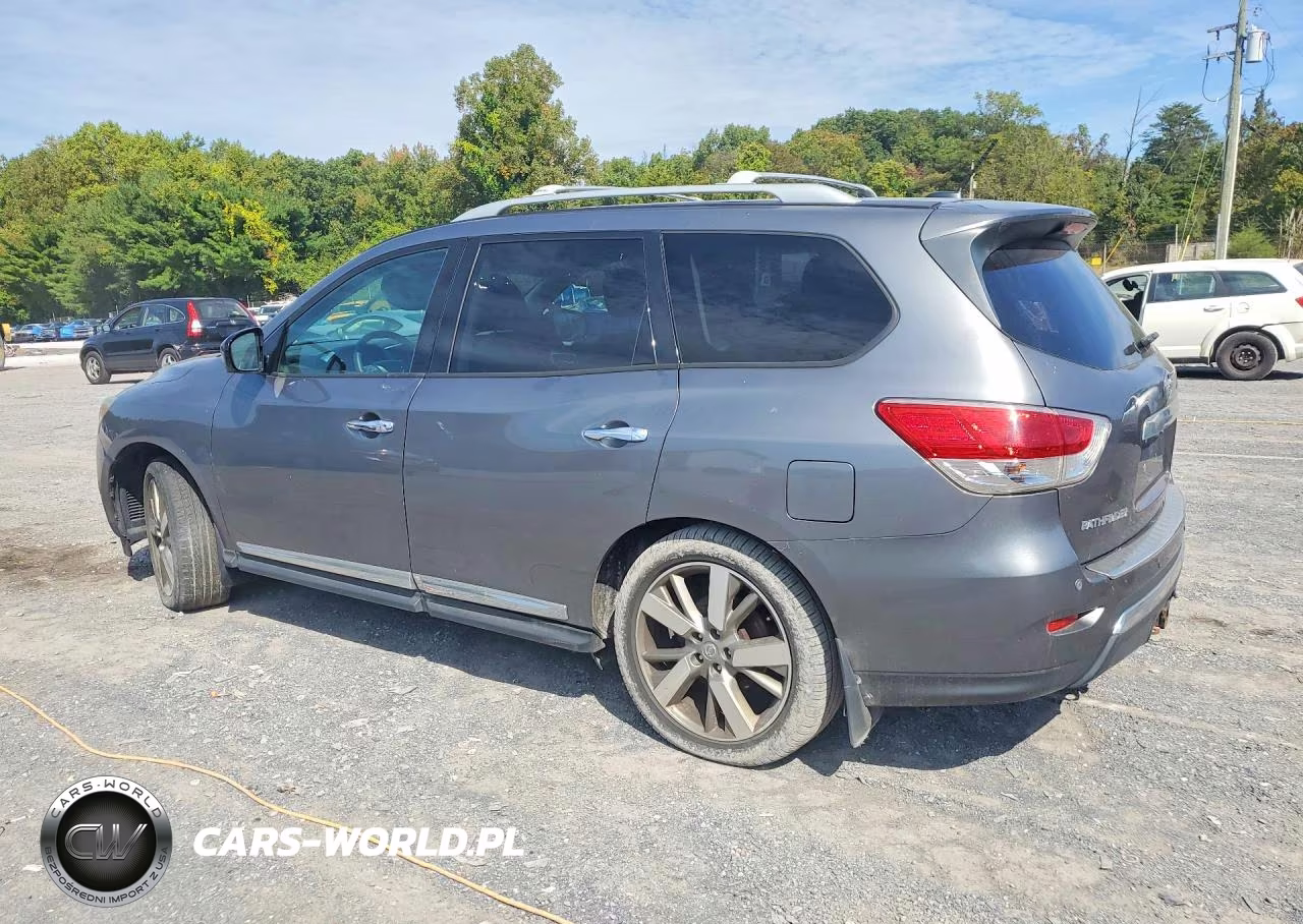 2015 Nissan Pathfinder S VIN:5N1AR2MM7FC660218 - 2