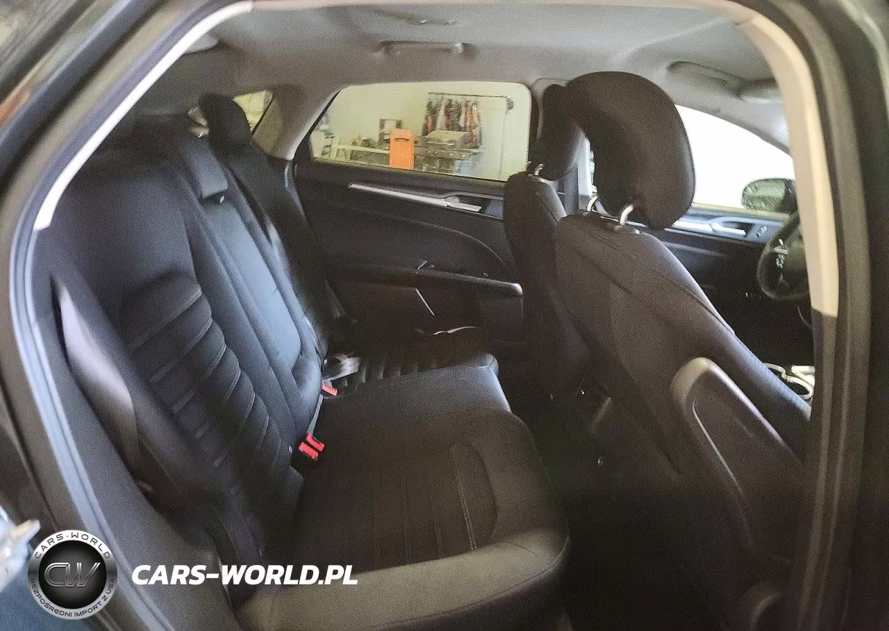 2015 Ford Fusion Se VIN:1FA6P0H73F5104054 - 10