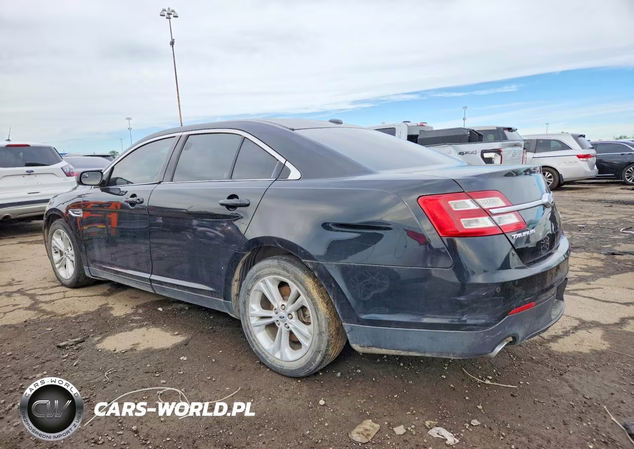 2018 Ford Taurus Sel VIN:1FAHP2E81JG113687 - 2