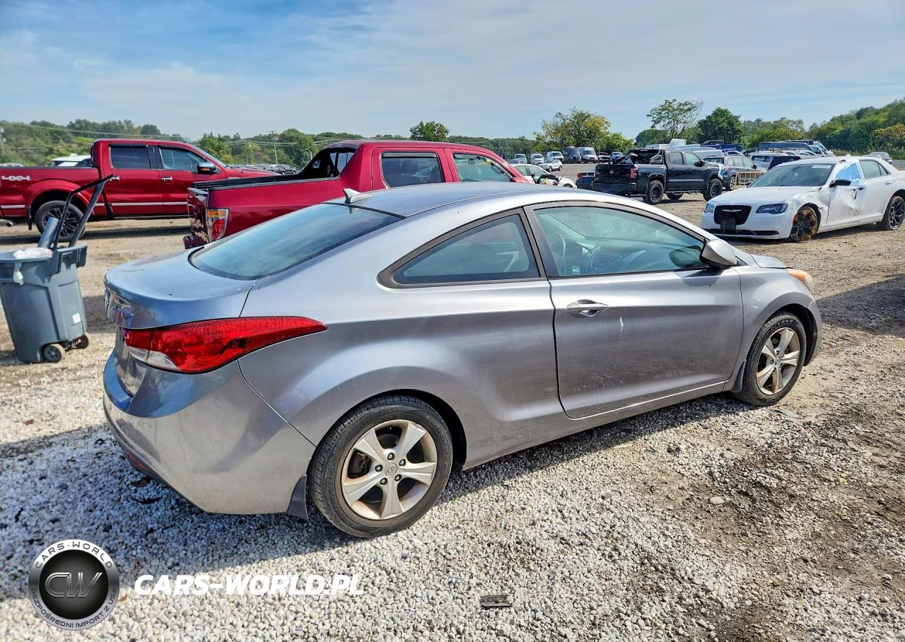 2013 Hyundai Elantra Coupe Gs VIN:KMHDH6AE9DU016554 - 3
