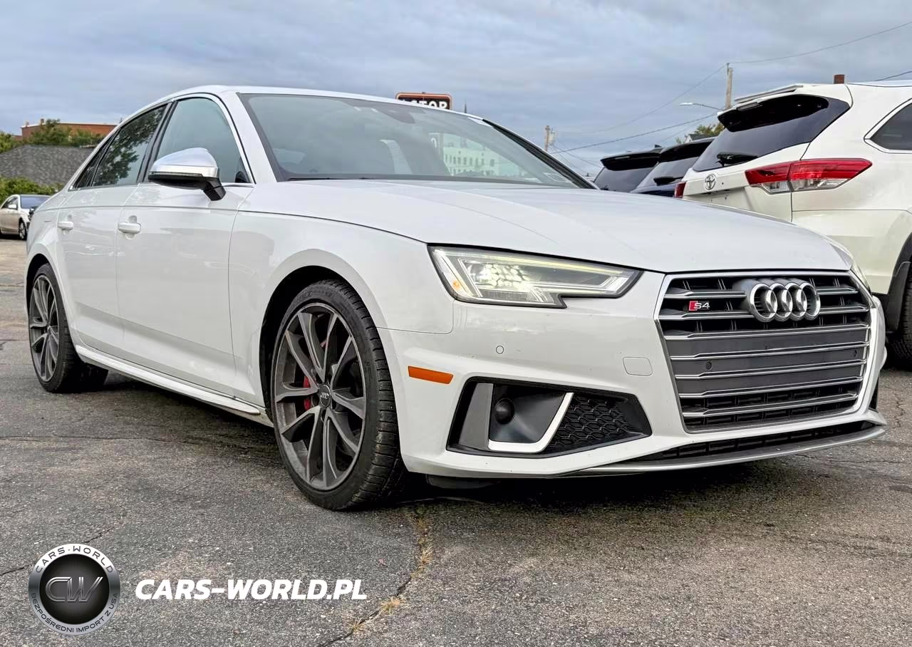 2019 Audi S4 Premium Plus VIN:WAUB4AF40KA034558 - 4