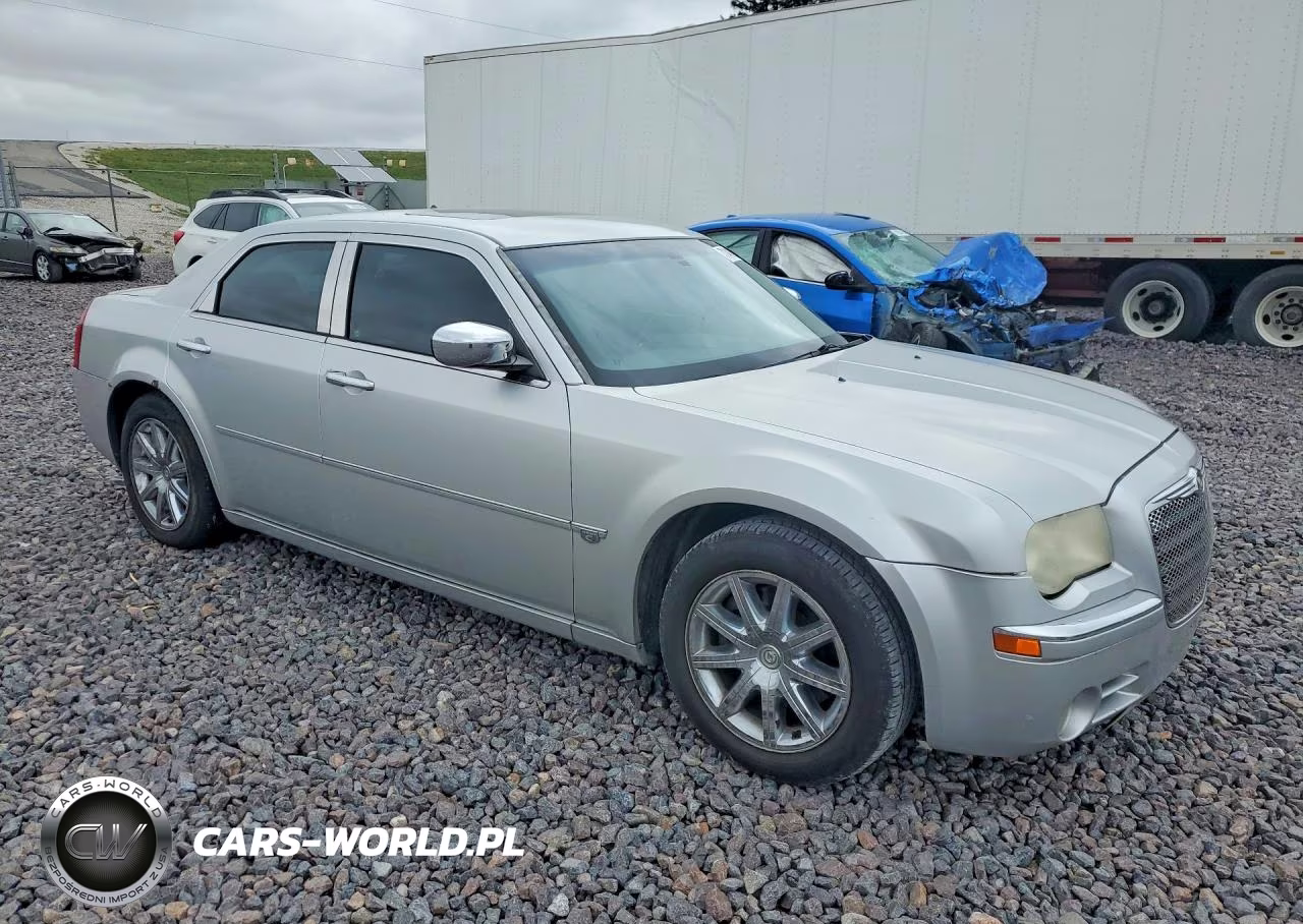 2007 Chrysler 300C VIN:2C3KA63H77H653736 - 4