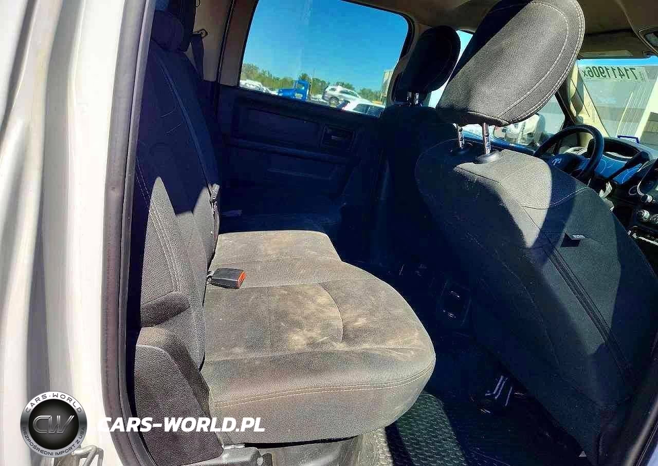 2020 Ram 2500 Tradesman VIN:3C6UR5CL0LG198936 - 10
