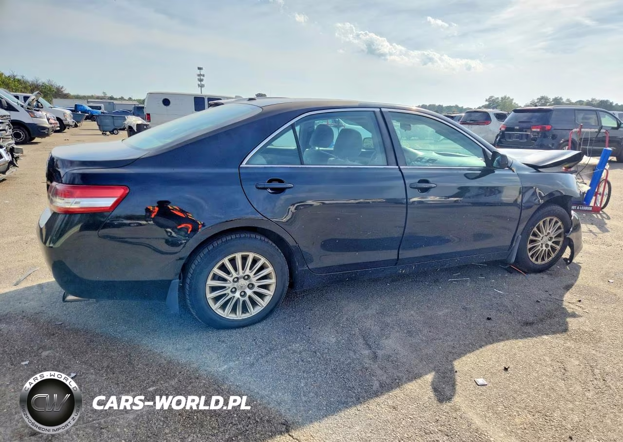 2010 Toyota Camry Le VIN:4T1BF3EKXAU101474 - 3