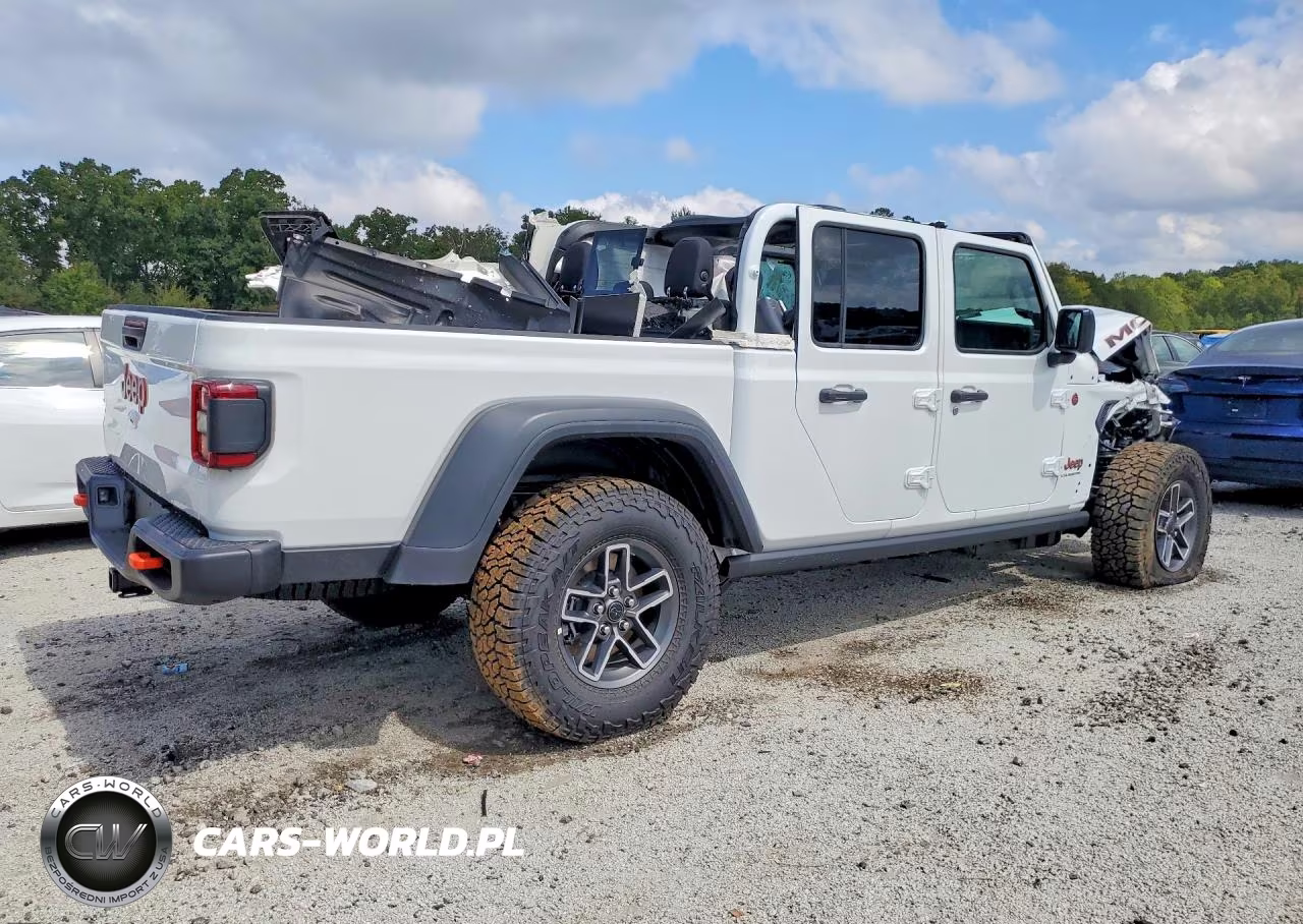 2027 Jeep Gladiator Mojave VIN:1C6RJTEG3VL551256 - 3