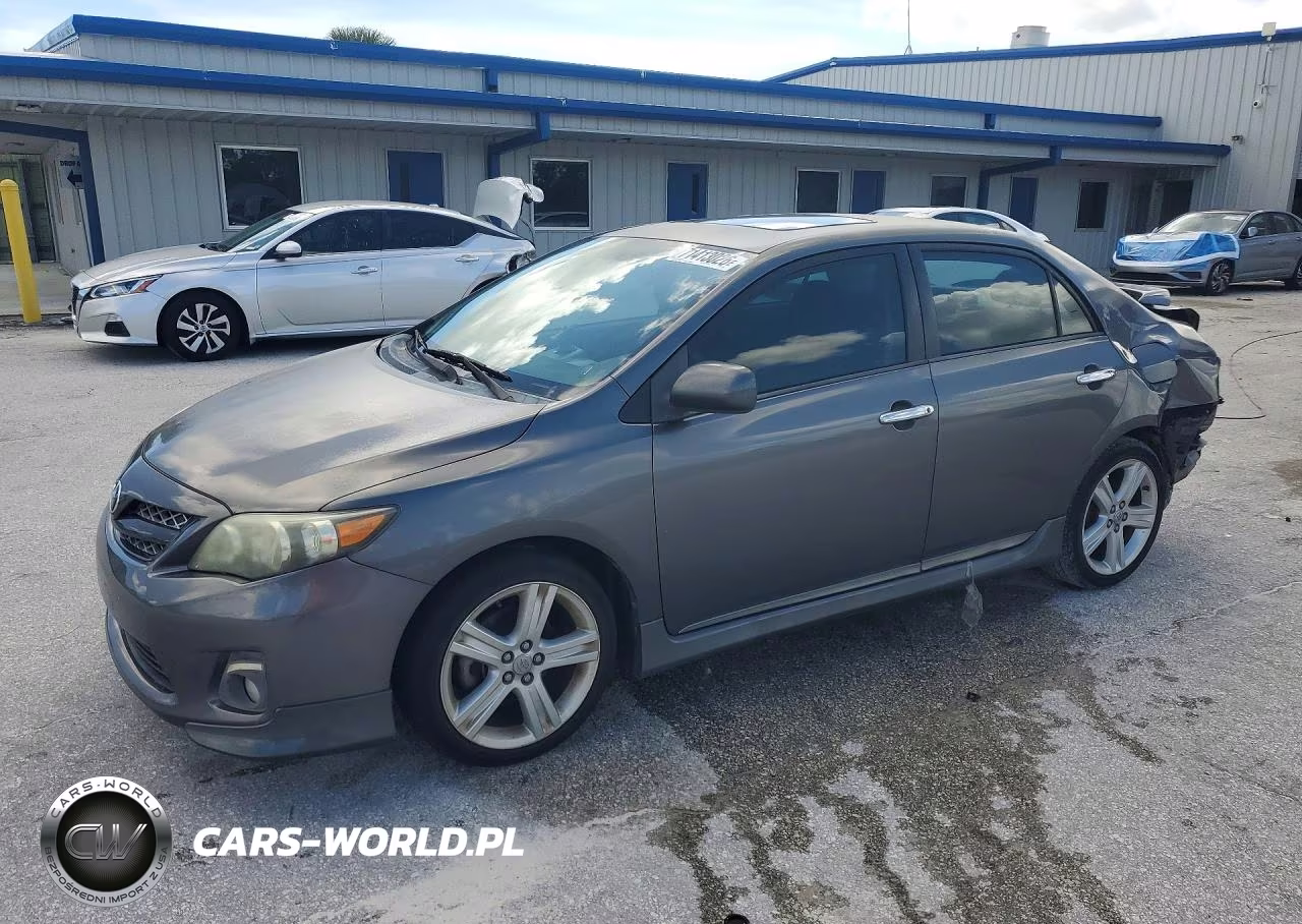2013 Toyota Corolla S – zdjęcie 1 z 12