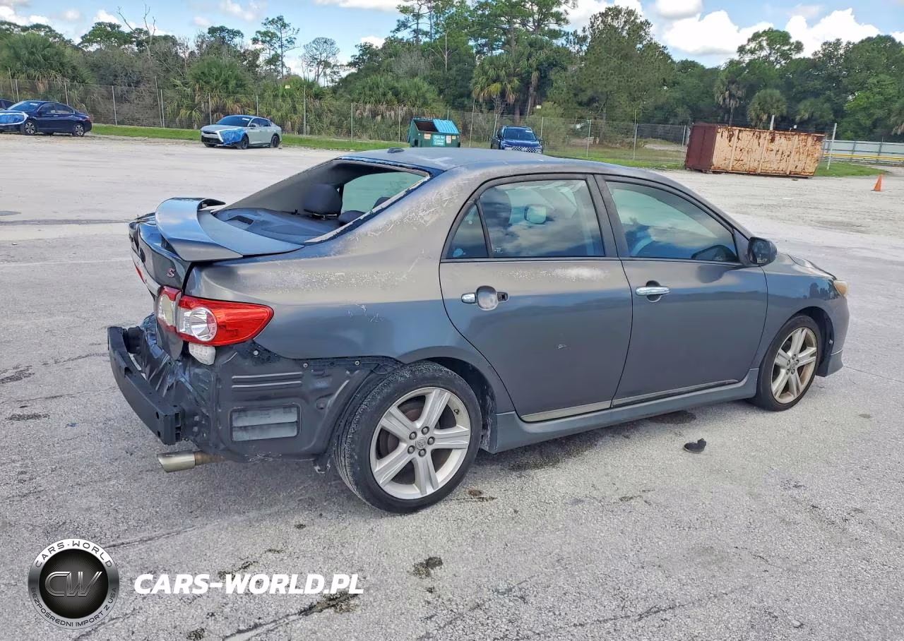 2013 Toyota Corolla S VIN:5YFBU4EE9DP121825 - 3