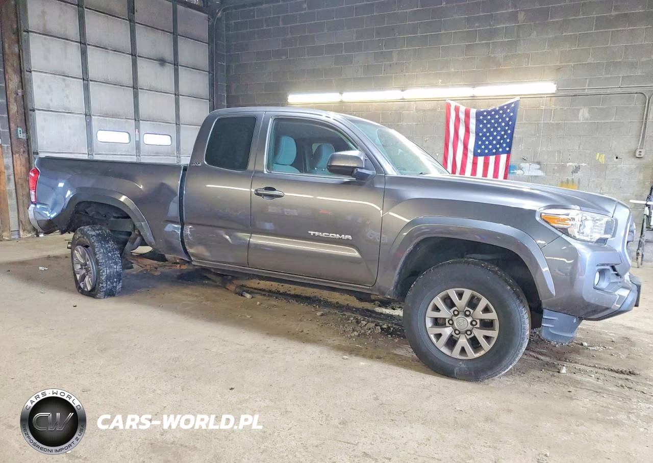2016 Toyota Tacoma Sr5 V6 VIN:5TFSZ5AN3GX037552 - 4