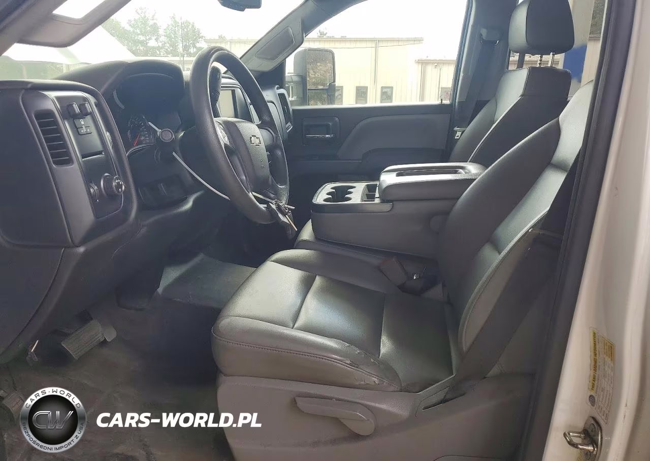 2019 Chevrolet Silverado C2500 Heavy Duty VIN:2GB2CREG2K1185075 - 4