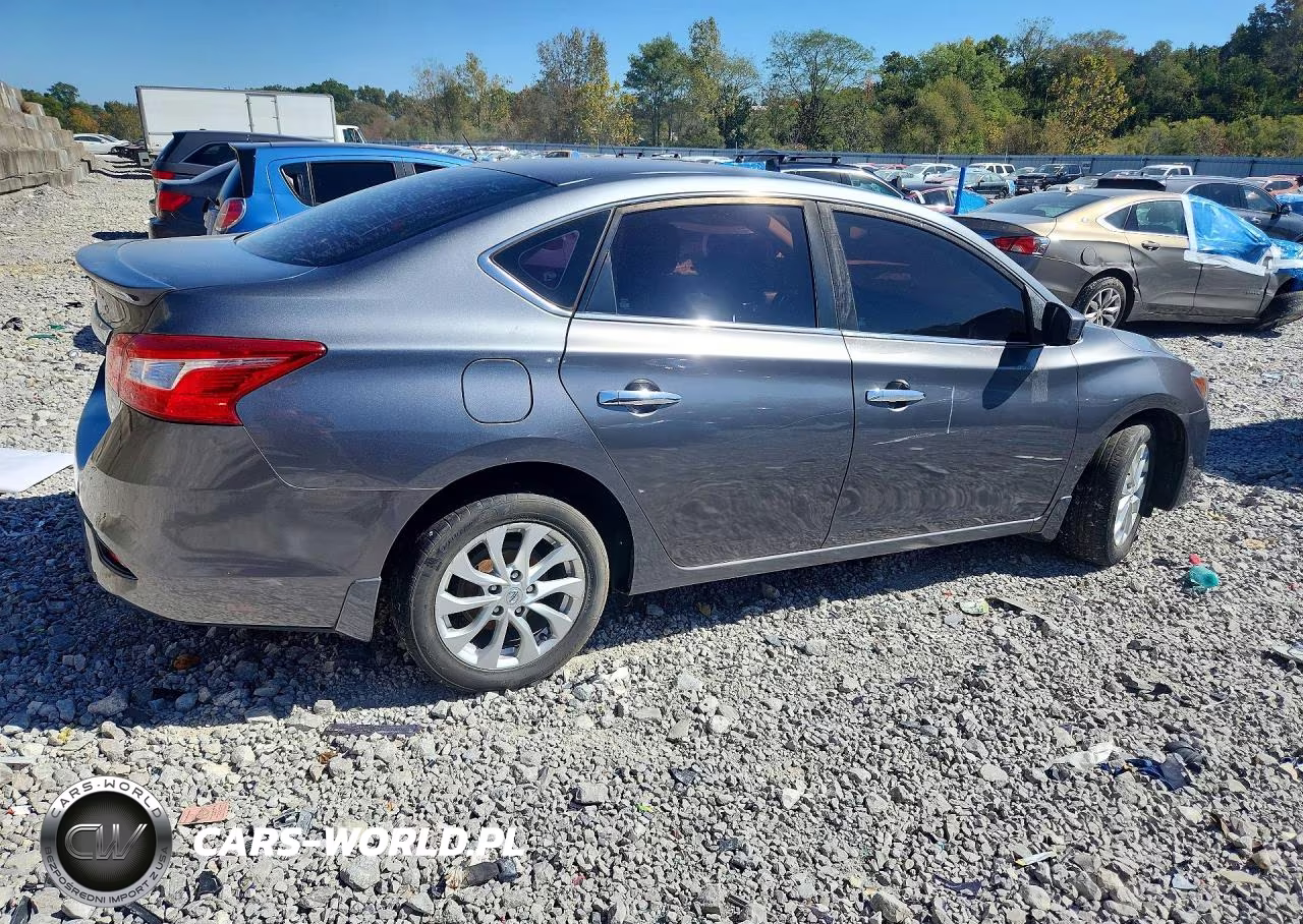 2019 Nissan Sentra S VIN:3N1AB7AP7KY207824 - 3
