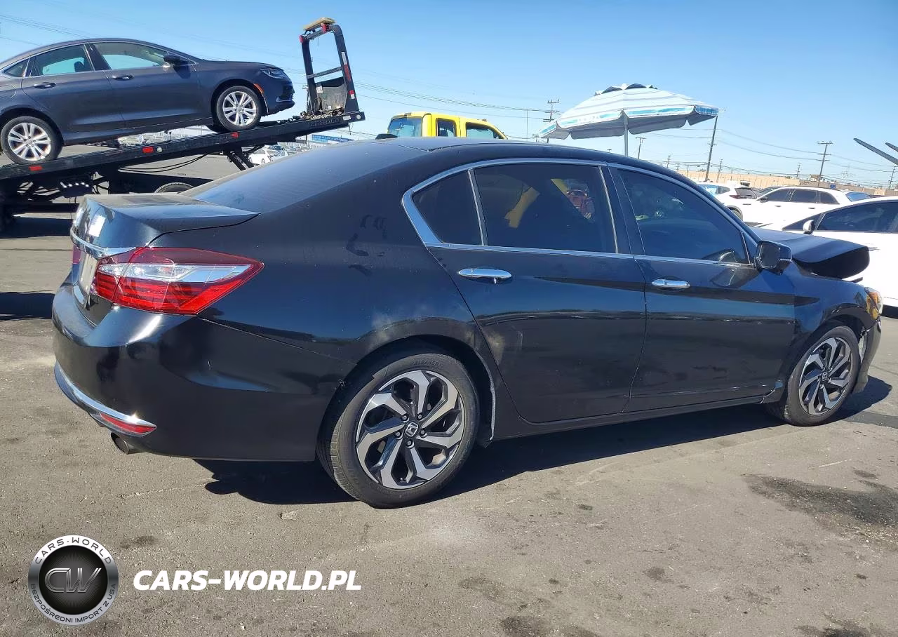 2017 Honda Accord Ex VIN:1HGCR2F7XHA216495 - 3