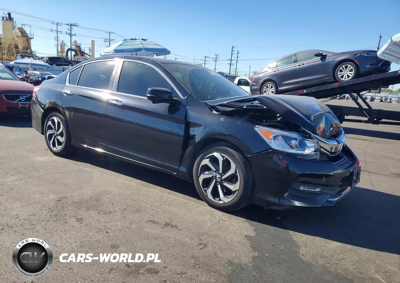 2017 Honda Accord Ex VIN:1HGCR2F7XHA216495 - 4