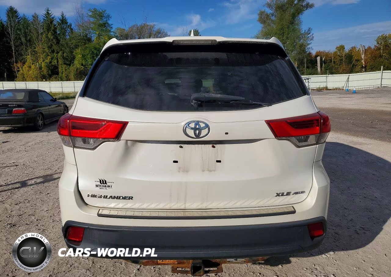 2017 Toyota Highlander Xle VIN:5TDJZRFH6HS365271 - 6