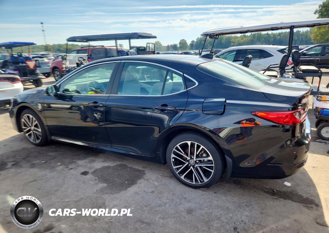 2025 Toyota Camry Xle VIN:4T1DBADK9SU529774 - 2
