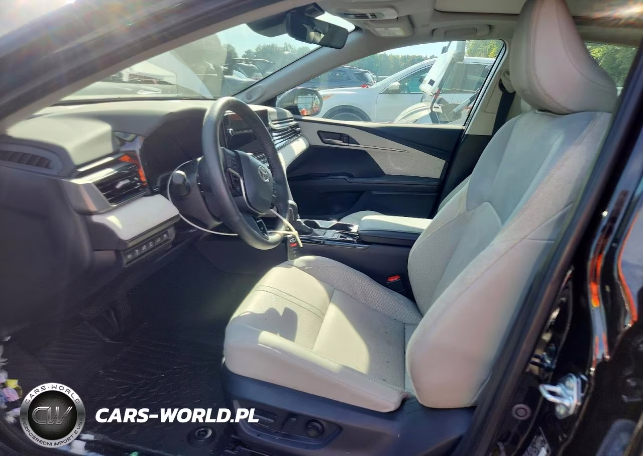 2025 Toyota Camry Xle VIN:4T1DBADK9SU529774 - 7