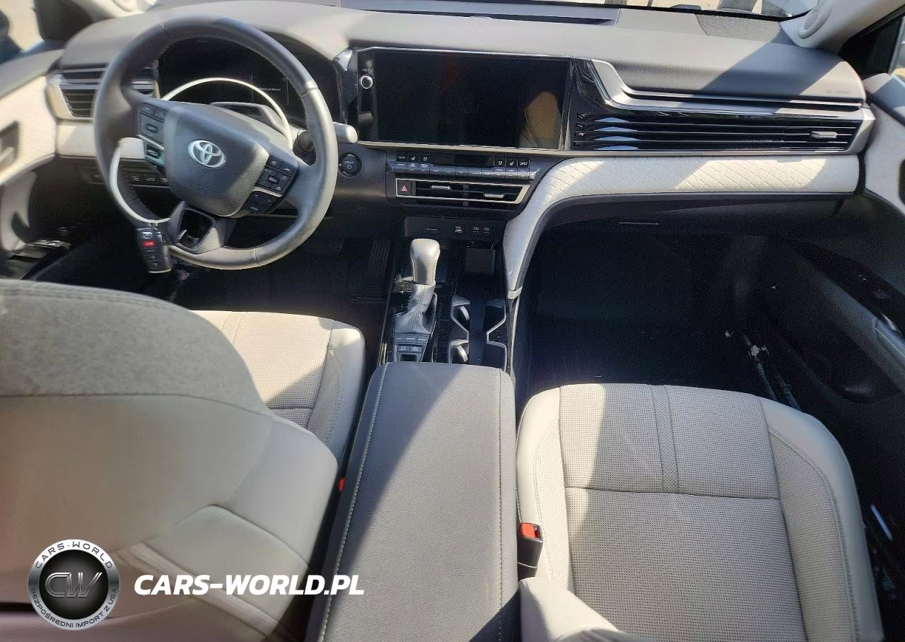 2025 Toyota Camry Xle VIN:4T1DBADK9SU529774 - 8