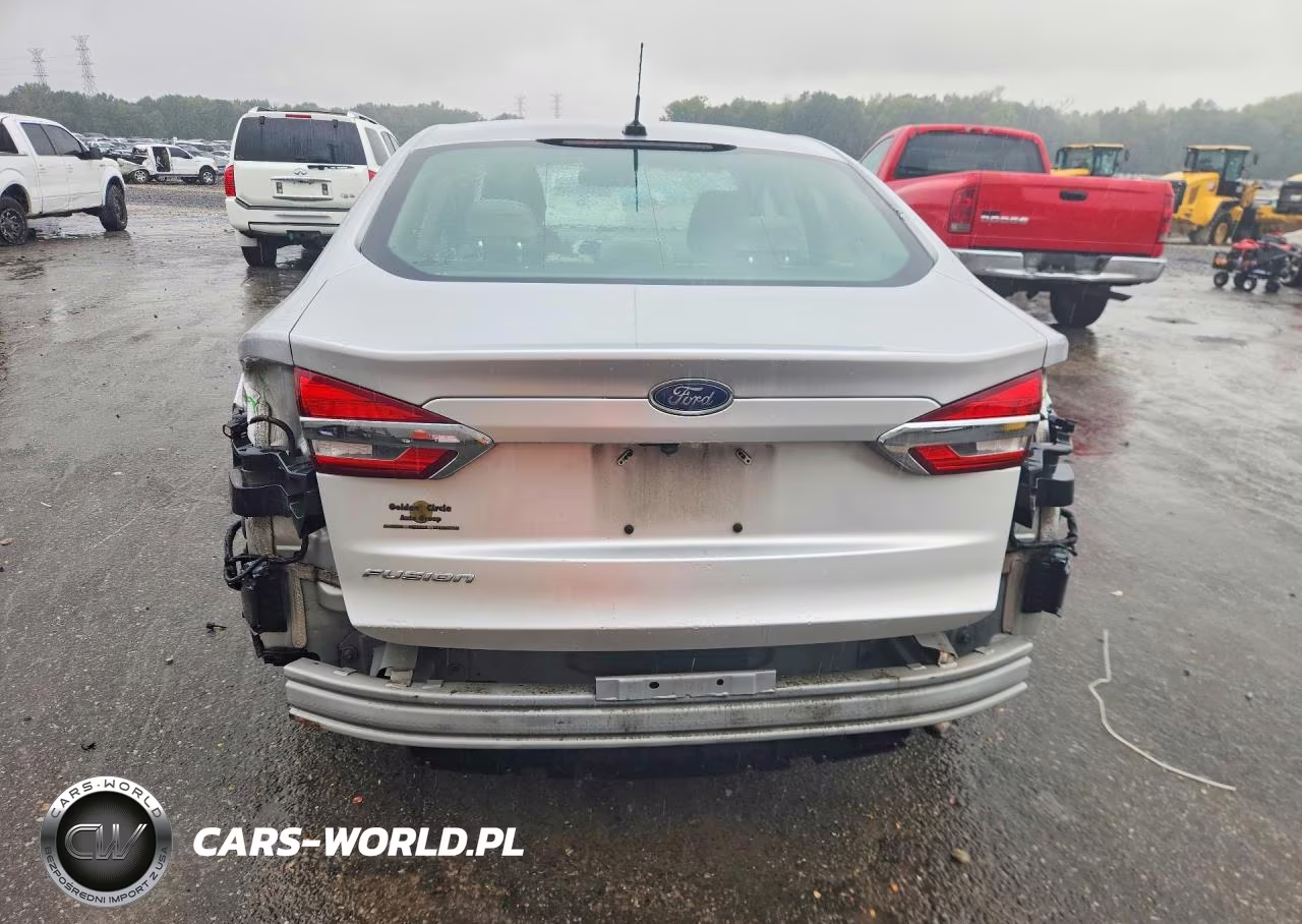 2019 Ford Fusion S VIN:3FA6P0G72KR267321 - 6