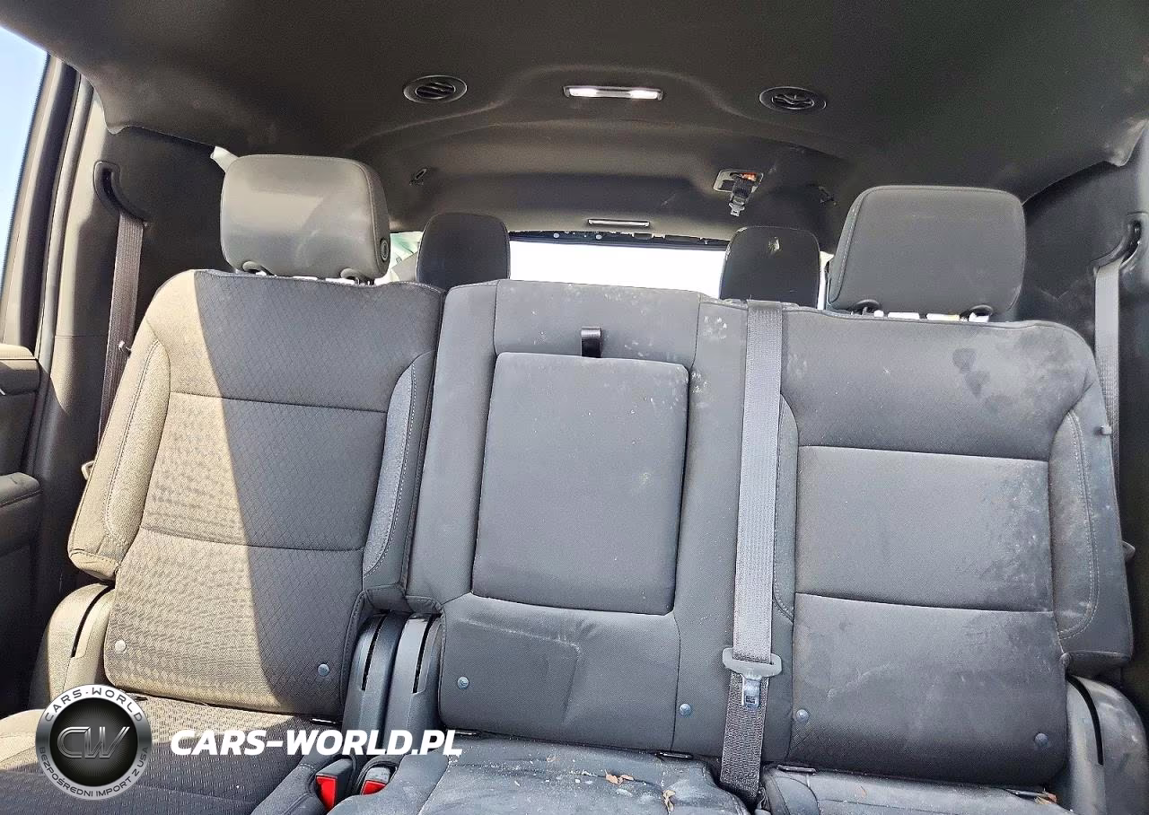 2023 Chevrolet Suburban C1500 Ls VIN:1GNSCBKD5PR465219 - 10