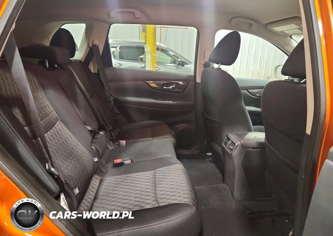 2018 Nissan Rogue Sv VIN:5N1AT2MV6JC764945 - 10