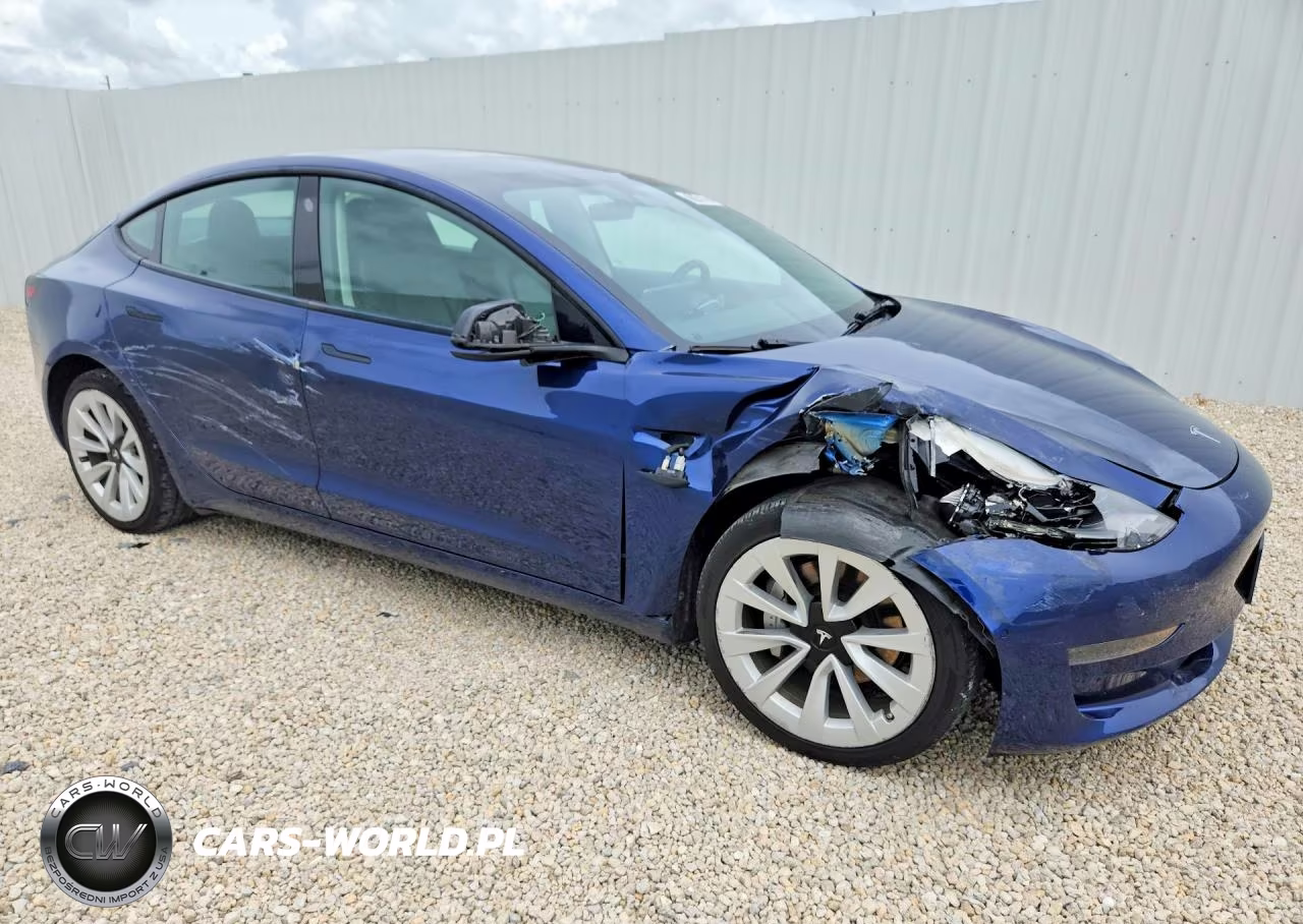 2022 Tesla Model 3 VIN:5YJ3E1EA2NF370445 - 4