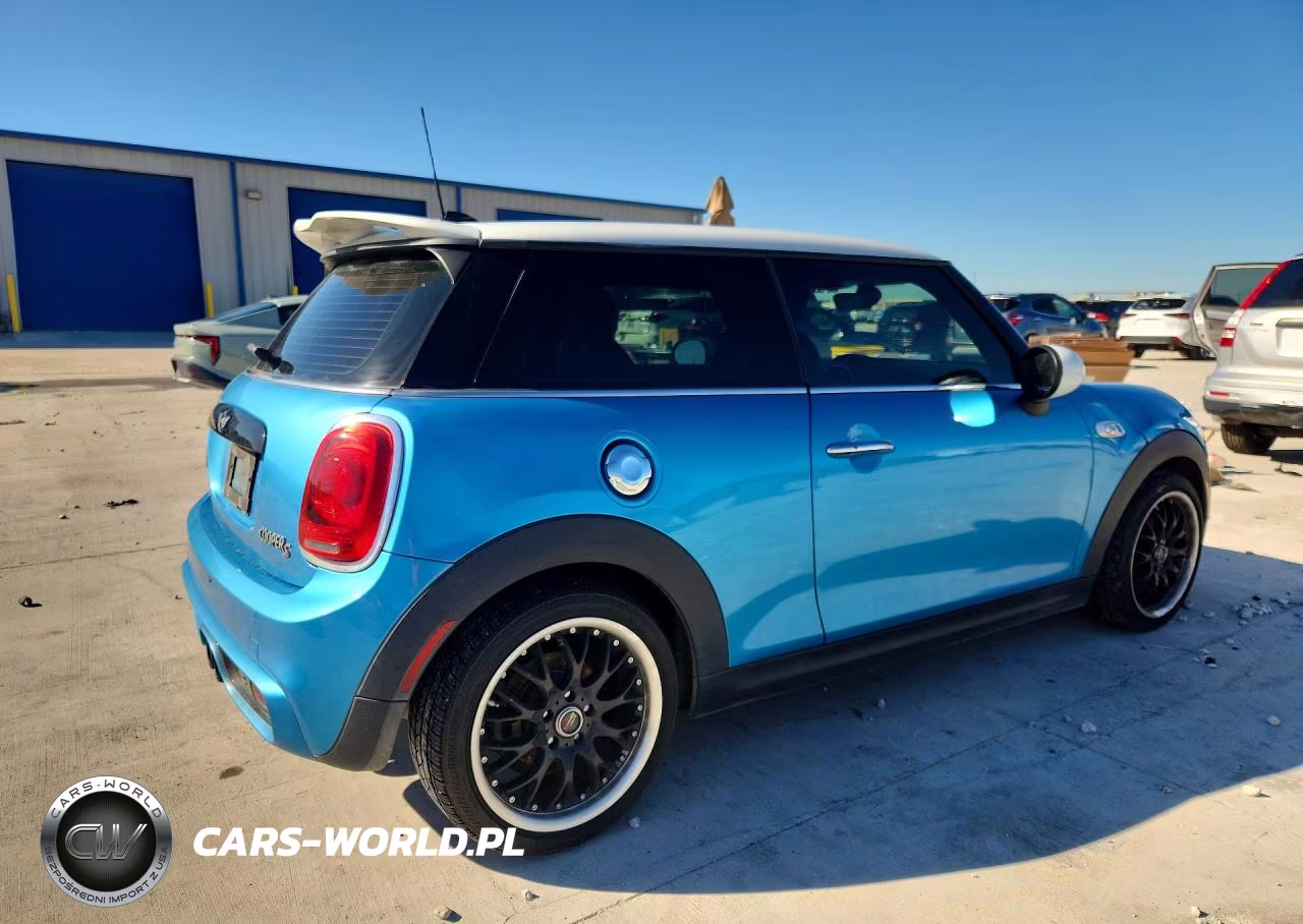 2015 Mini Cooper S VIN:WMWXP7C52F2A36294 - 3