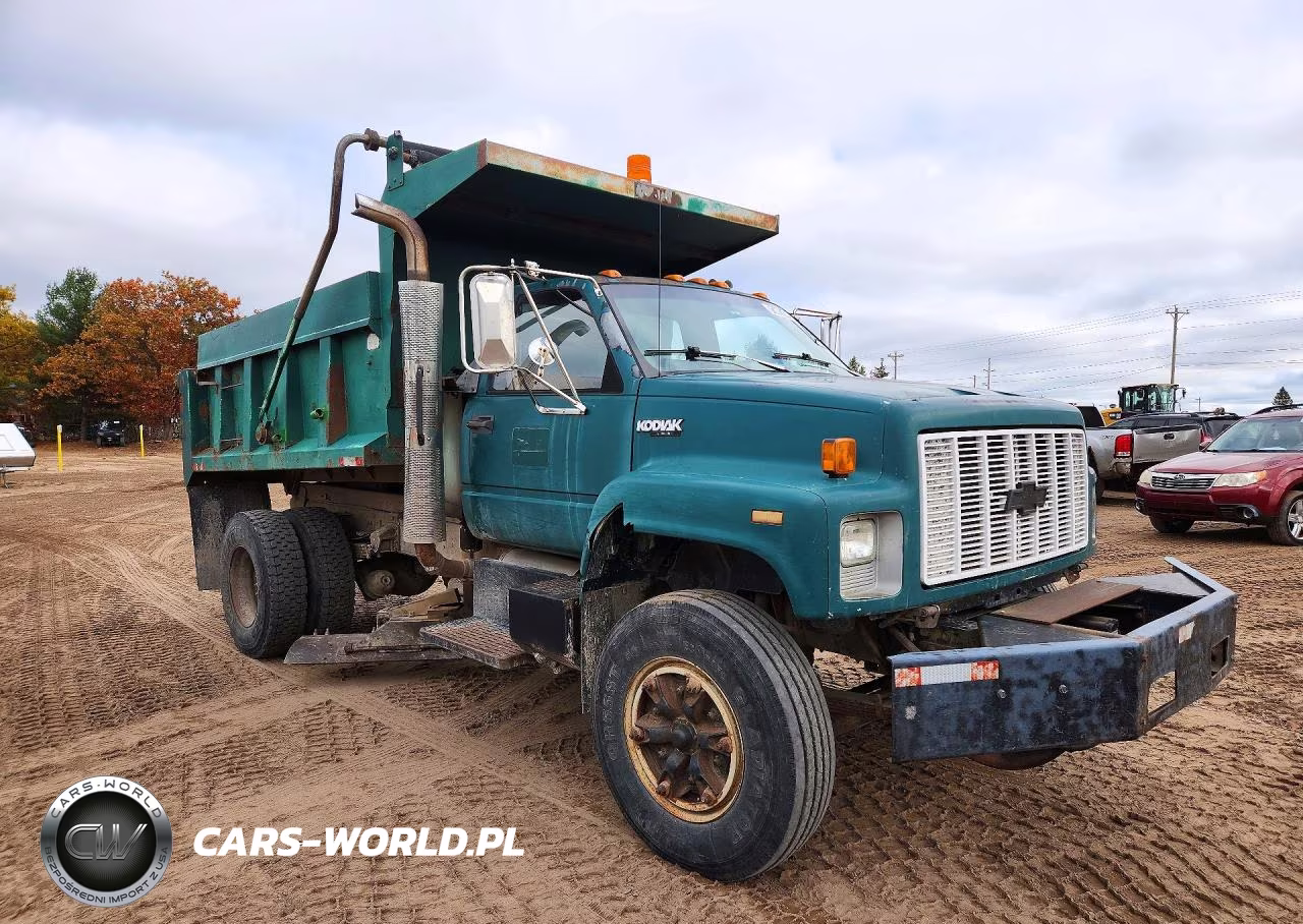 1993 Chevrolet C7 Dump Truck VIN:1GBP7H1J7PJ101240 - 4