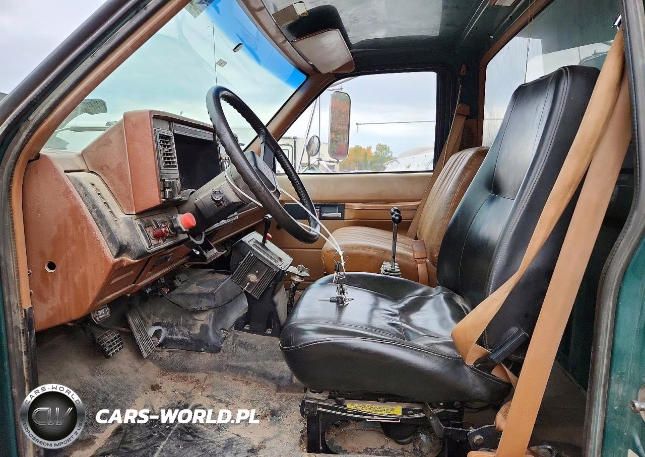 1993 Chevrolet C7 Dump Truck VIN:1GBP7H1J7PJ101240 - 7