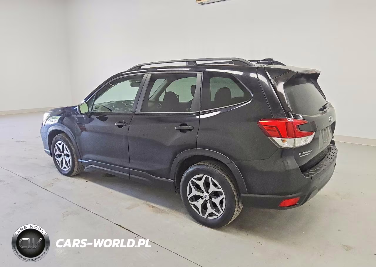 2020 Subaru Forester Premium VIN:JF2SKAJC4LH427223 - 2