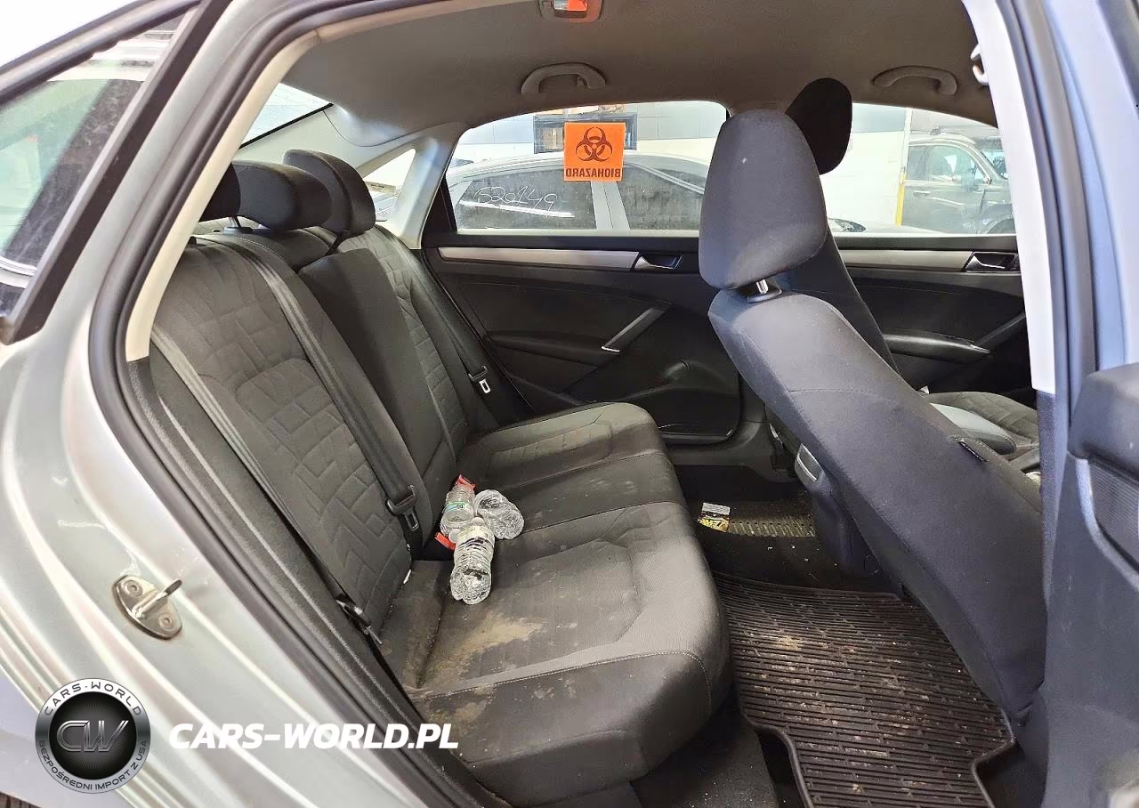 2021 Volkswagen Passat S VIN:1VWAA7A34MC007702 - 10