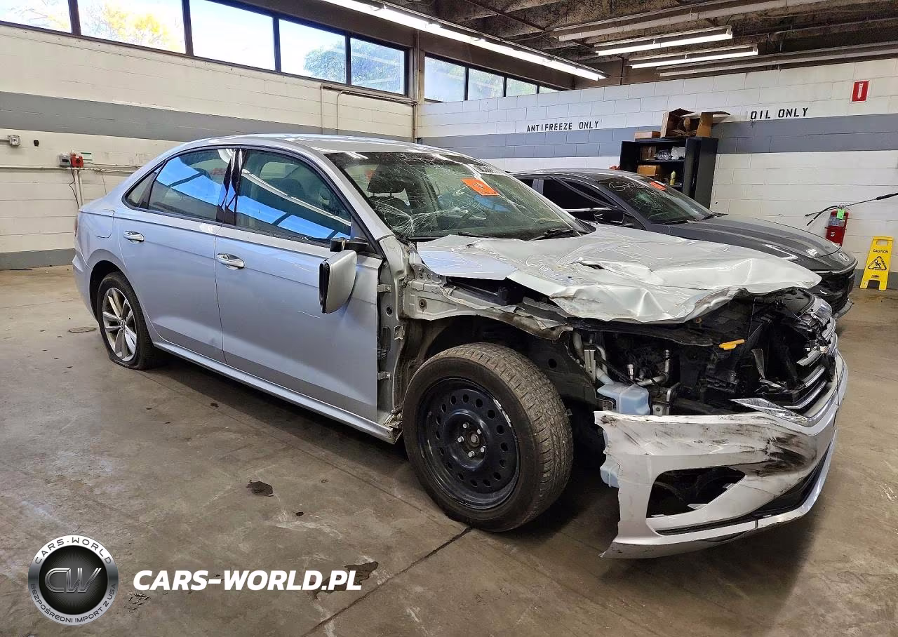 2021 Volkswagen Passat S VIN:1VWAA7A34MC007702 - 4