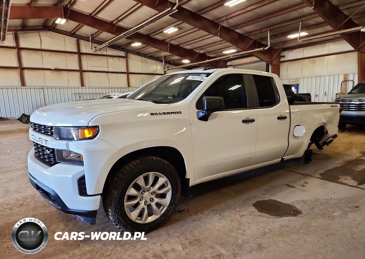 2021 Chevrolet Silverado K1500 Custom – zdjęcie 1 z 12