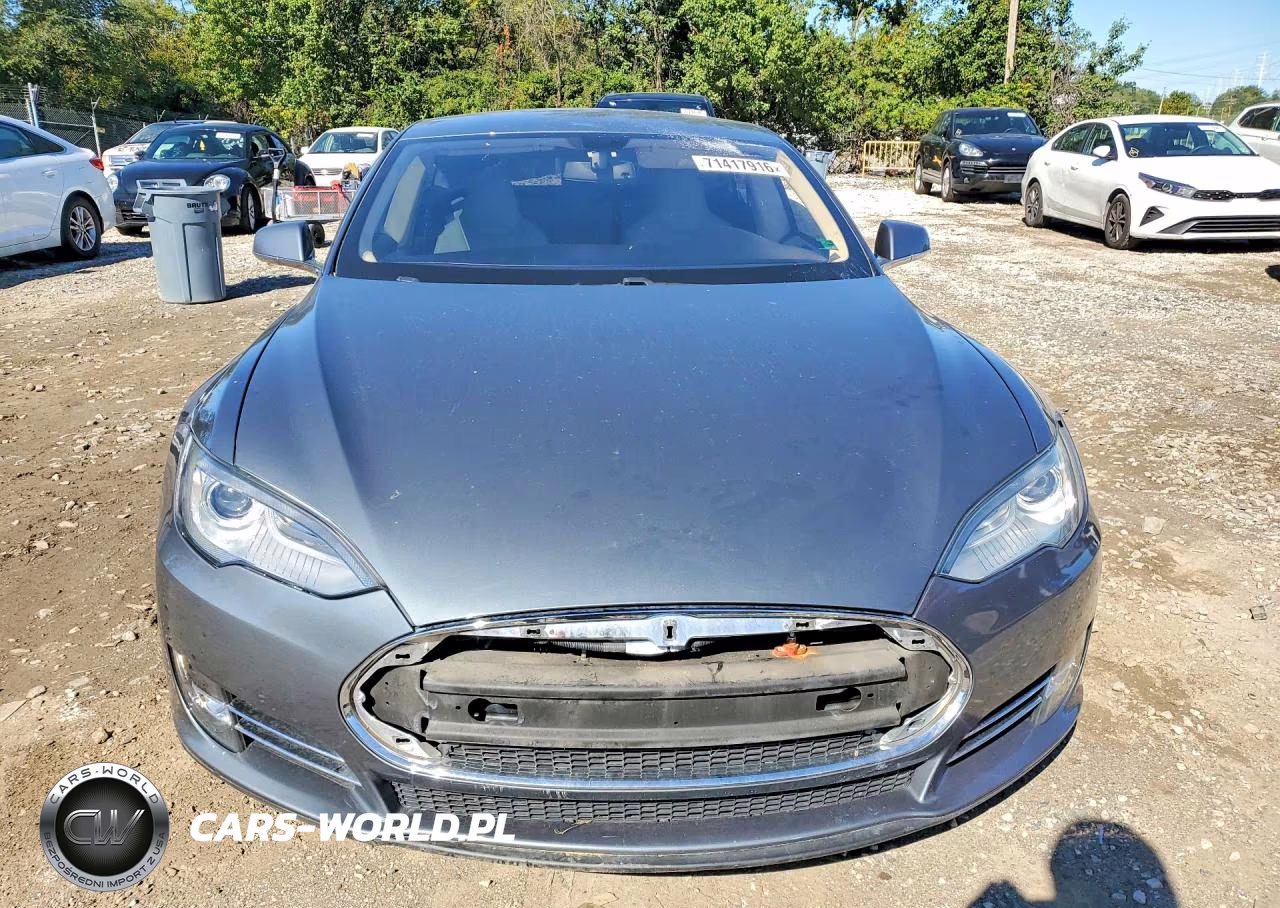 2013 Tesla Model S VIN:5YJSA1BC2DFP11208 - 5