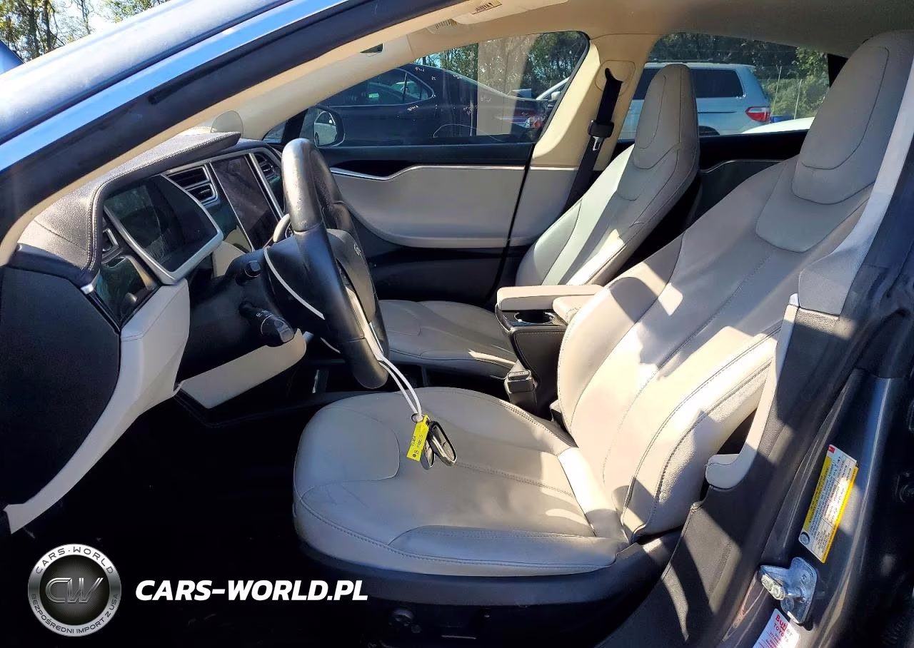 2013 Tesla Model S VIN:5YJSA1BC2DFP11208 - 7