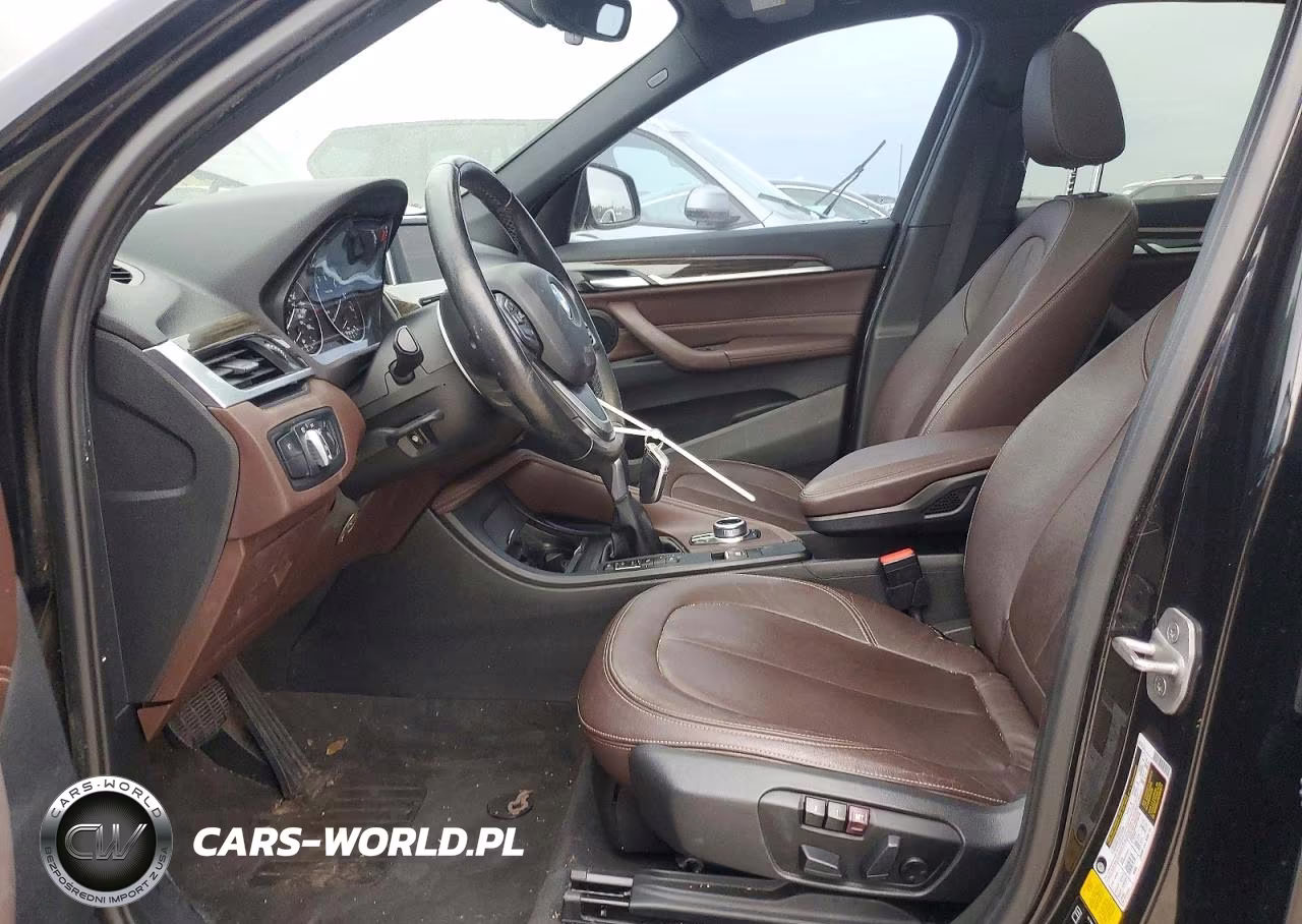2017 BMW X1 xDrive28I VIN:WBXHT3Z30H4A53655 - 7