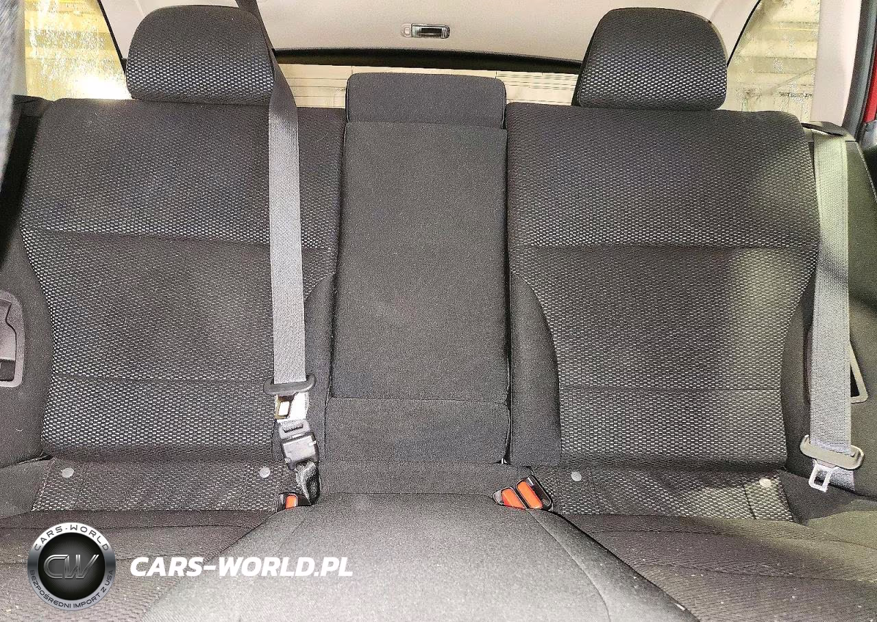 2018 Subaru Outback 2.5I Premium VIN:4S4BSAFC4J3281869 - 10