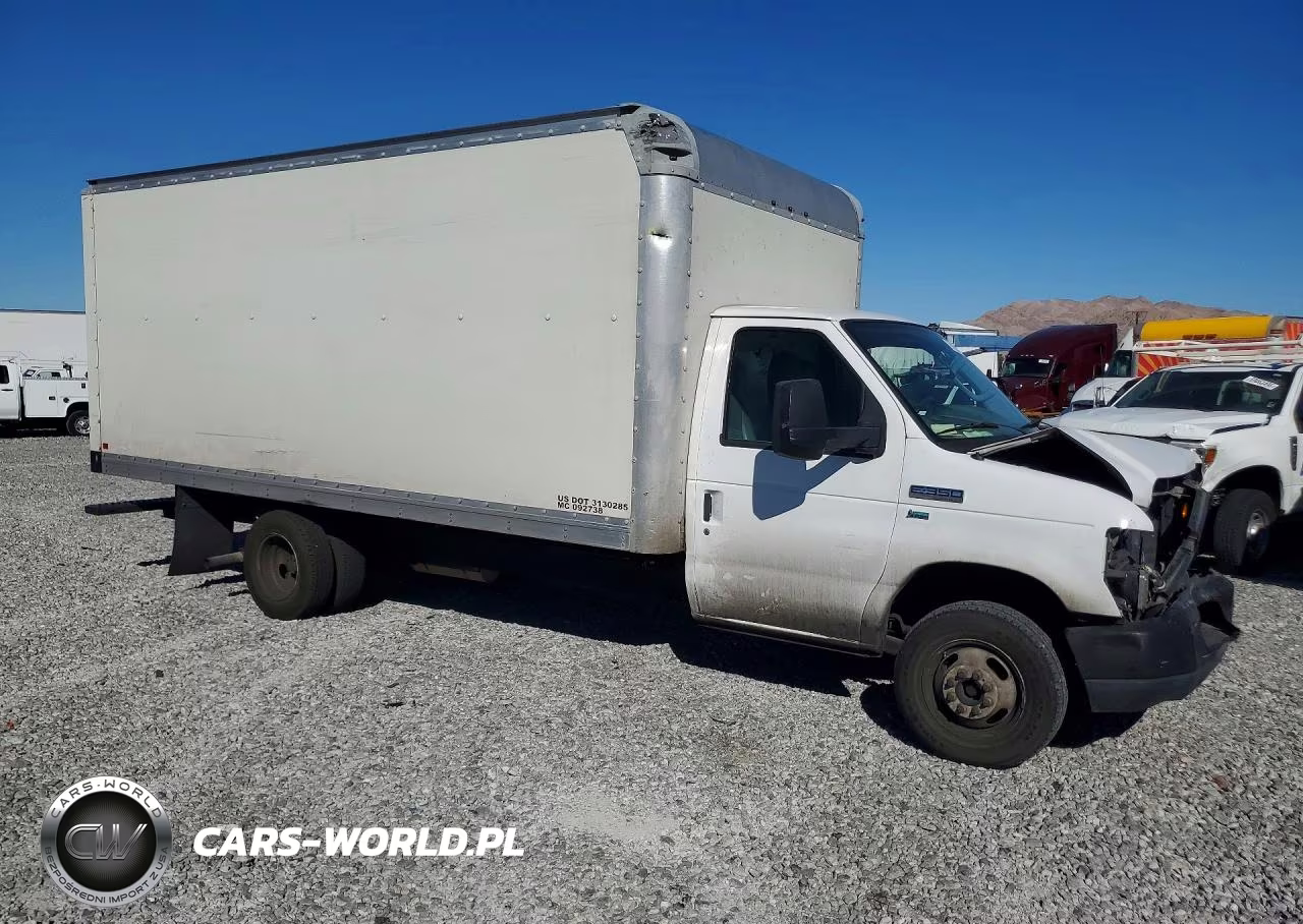 2012 Ford Econoline E350 Super Duty Cutaway Van VIN:1FDWE3FL1CDA65060 - 4