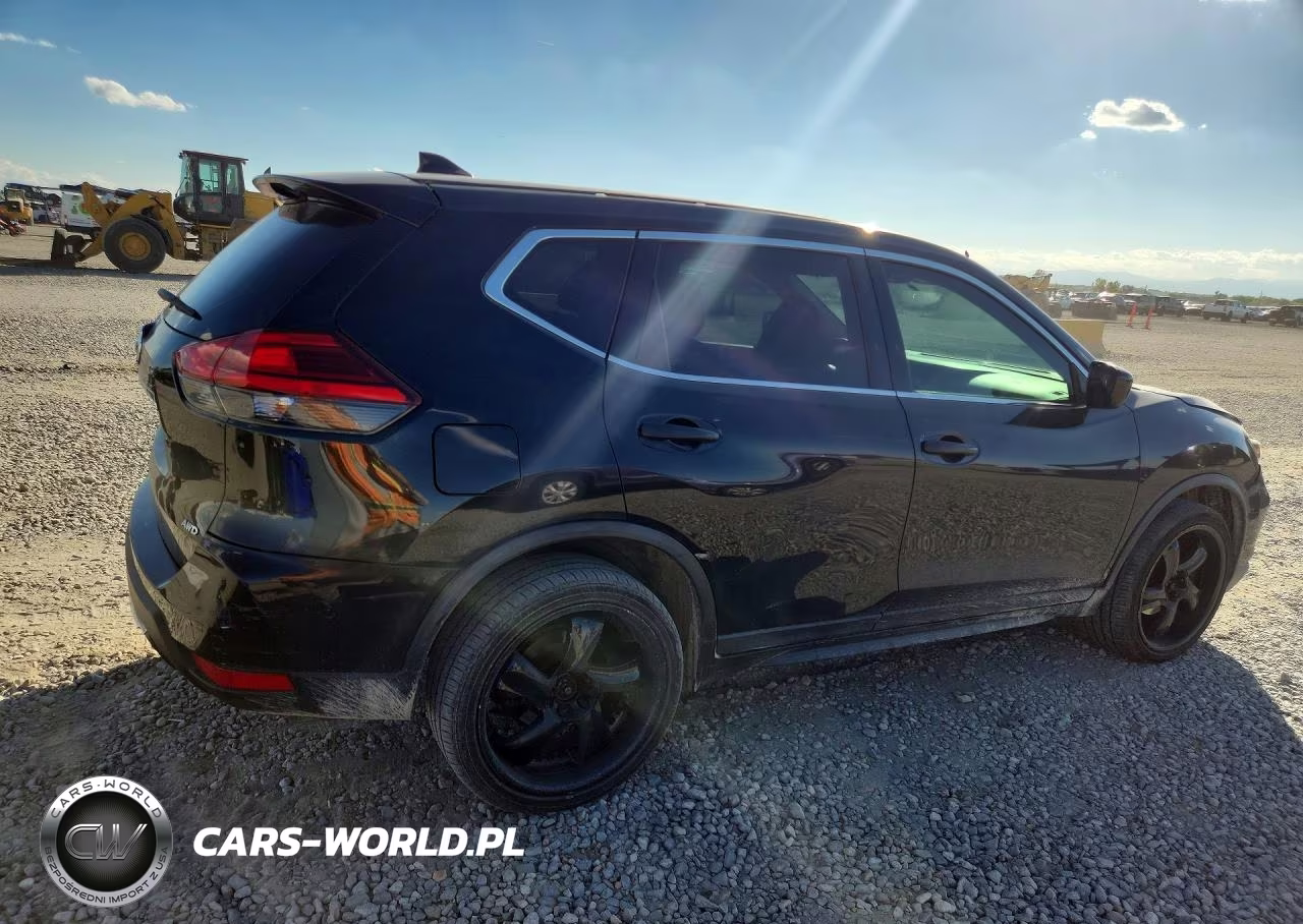 2017 Nissan Rogue S VIN:KNMAT2MV8HP588293 - 3