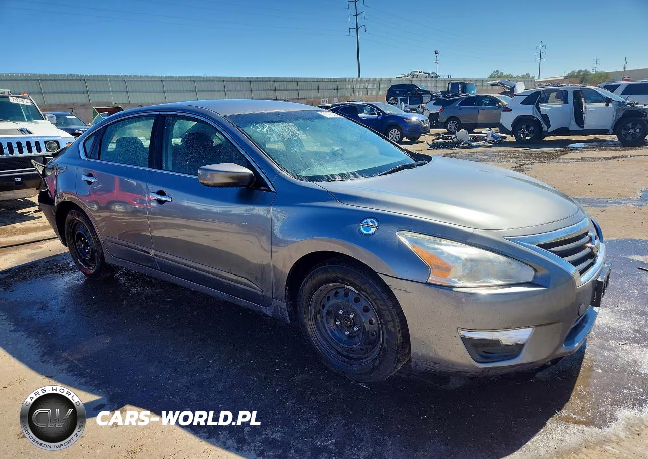 2015 Nissan Altima 2.5 S VIN:1N4AL3AP5FC498167 - 4
