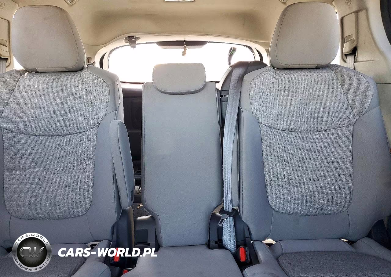 2021 Toyota Sienna Le VIN:5TDKRKEC1MS014991 - 10